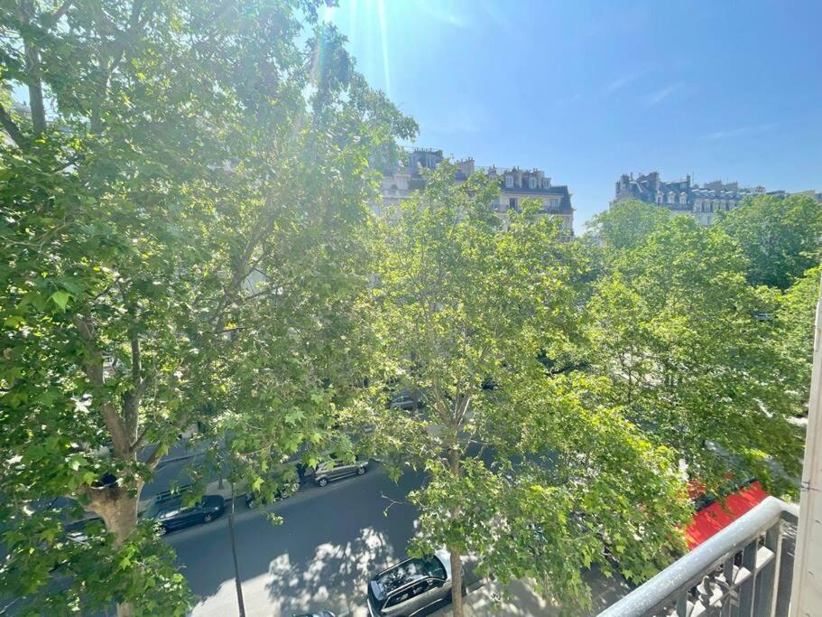 Gustave - Charming Eiffel Tower Appartement - París Exterior foto